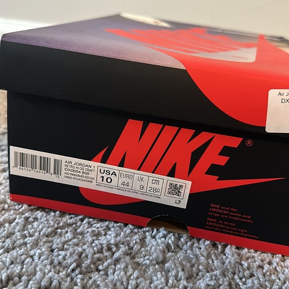 Air Jordan 1 Skyline - Picture 4 of 4